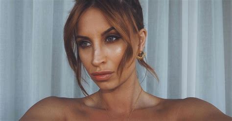 ferne mccann boobs|Pregnant Ferne McCann flashes baby boobs in low